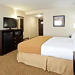 Holiday Inn Express Fresno South By Ihg