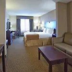 Holiday Inn Express Fresno South By Ihg