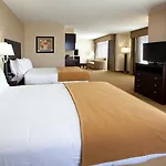 Holiday Inn Express Fresno South By Ihg