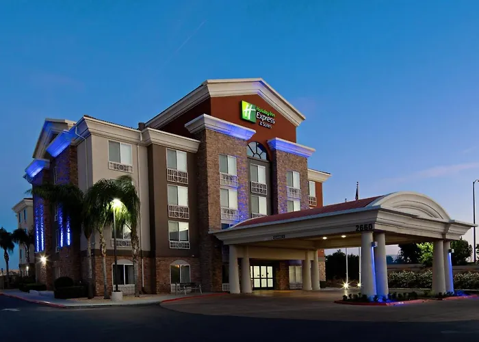 Holiday Inn Express Fresno South By Ihg