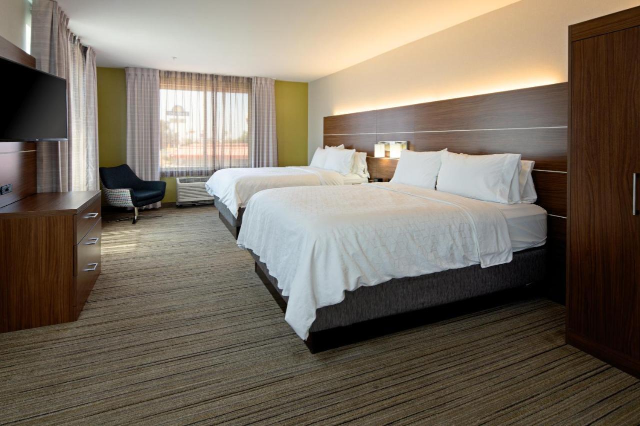 Express South By Ihg Hotel Fresno