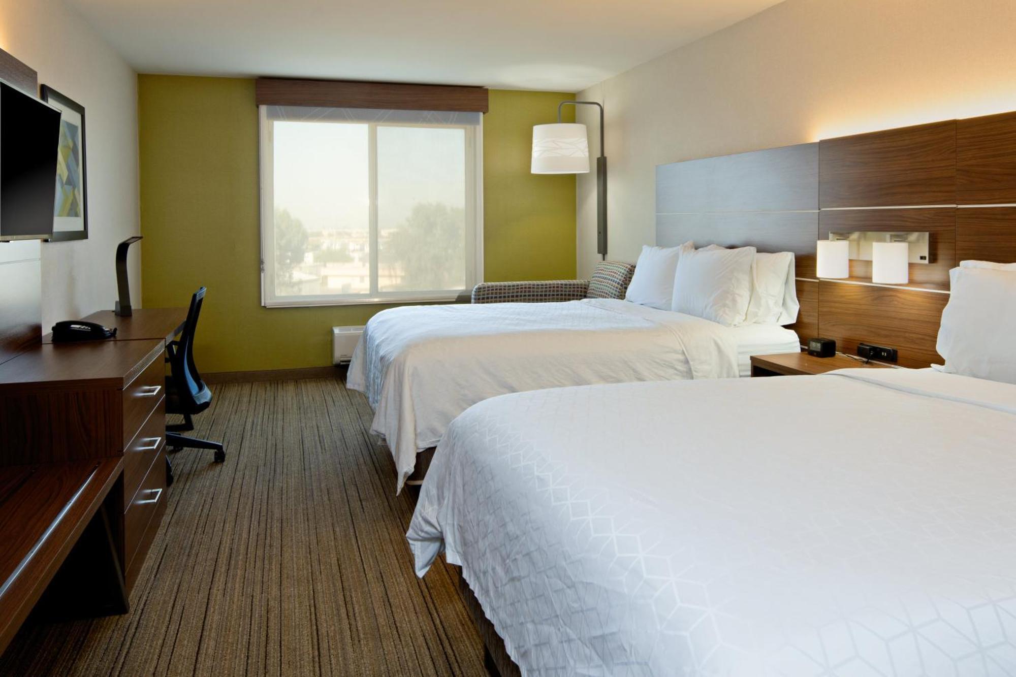 Hotel Express South By Ihg Fresno